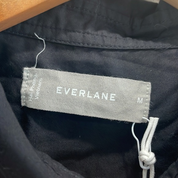 NEW Everlane The Silky Cotton Way-Short Button Down Shirt in Black Size Medium - Picture 4 of 8